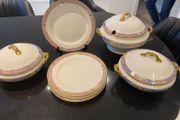 Reduced Bundle  of three IMPERIAL. porcelain WEDGWOOD Tureens and six Wedgwood plates