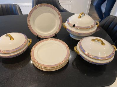 Reduced Bundle  of three IMPERIAL. porcelain WEDGWOOD Tureens and six Wedgwood plates