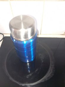 Hot and cold food container/flask