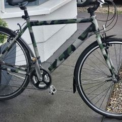 Hybrid Bike Unusual Paint Job. Cycles Good