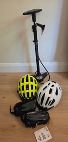 Bike Accessory Bundle. Helmets, Pump & Phone Bags