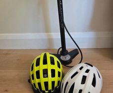 Bike Accessory Bundle. Helmets, Pump & Phone Bags