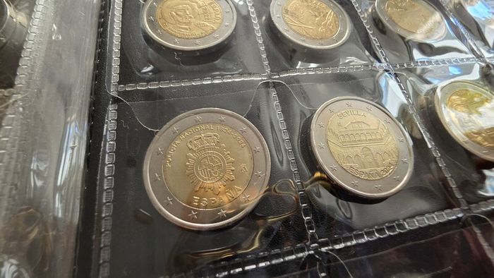 2 euro coin