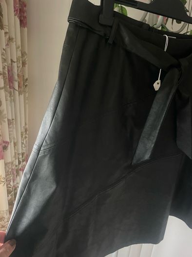 skirt Bnwt relish boutique brand size 46(16) Aline leather look skirt
