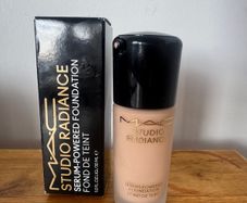 Mac Studio Radiance Serum Powered Foundation - N12