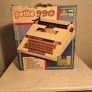 Petite 990 portable typewriter Image 8