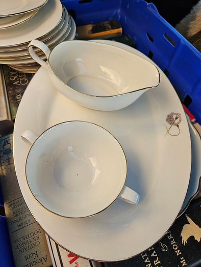 27 Pieces of Arklow China RC Noritake Dinner Ware