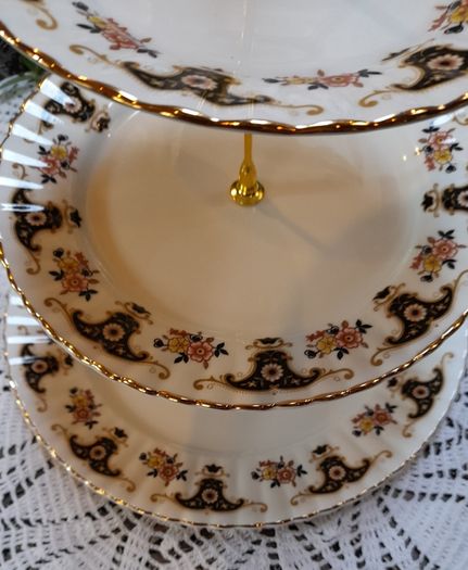 Balmoral  Royal Stafford cake stand
