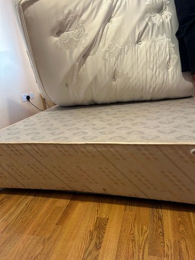 Mattress & Bed Base