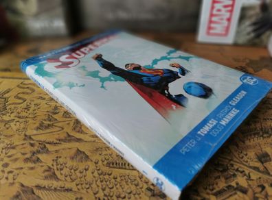 Superman: The Rebirth ! Deluxe Edition ! Brand New ! Still Sealed ! Hardcover ! 2017 ! by DC Comics !