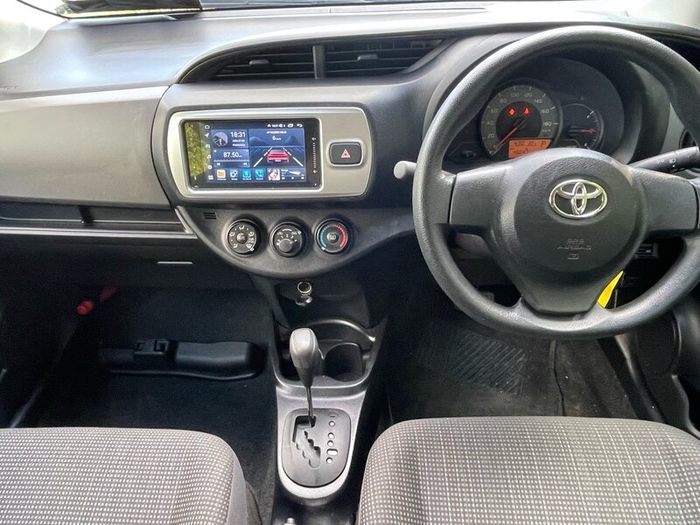 2016 Toyota Vitz Automatic NCt 09/27