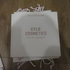 Kylie cosmetics gift bag