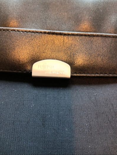 Seimens laptop bag multiple compartments 5 euro