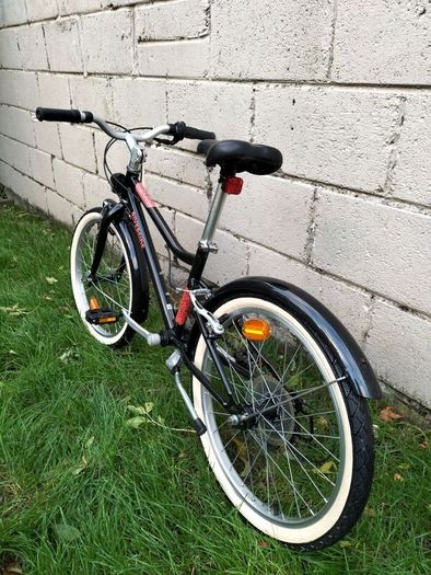 Decathlon B/Twin Riverside 500 Kids' 20" Hybrid Bike.
