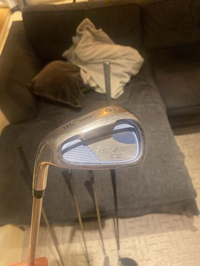 left handed golf clubs