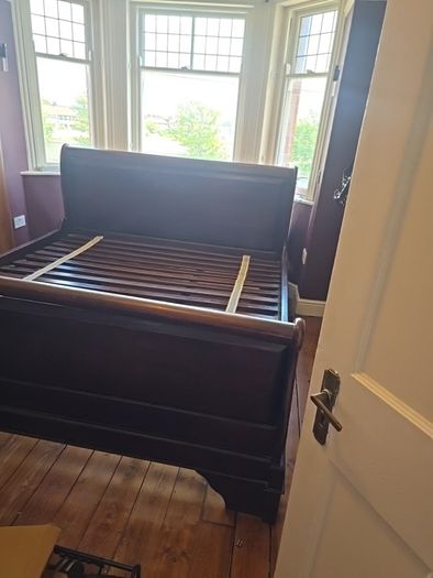 SUPER king size sleigh bed