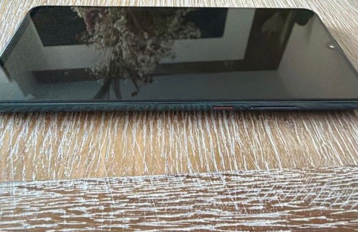 Huawei Mate 20 X 5G 256GB Unlocked  Excellent Phone with Large Display
