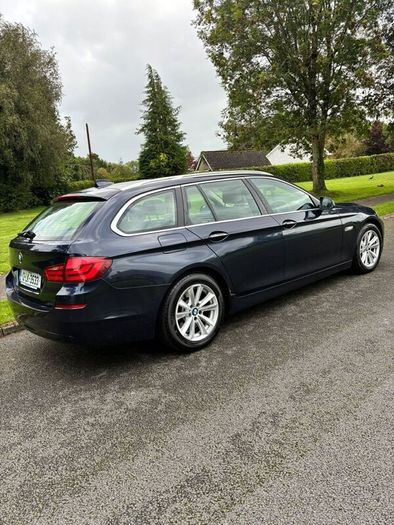 BMW 5-Series 2012