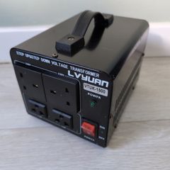 Voltage transformer 1500w