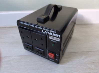 Voltage transformer 1500w