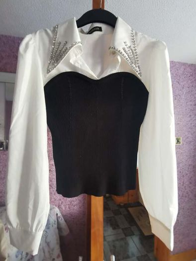 Tommy Hilfiger navy puffer jacket with faux fur hood