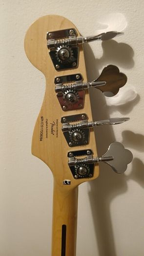 Fender Squire Jaguar Short Scale Bass Excellent Condition