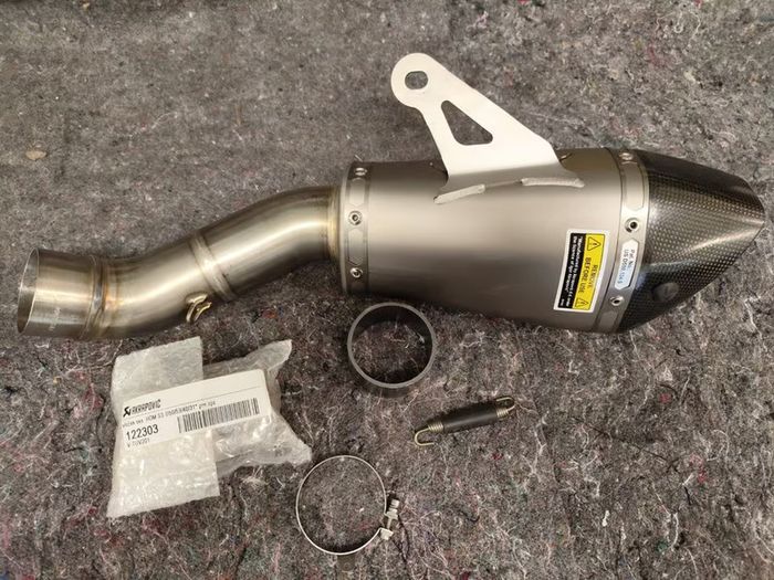 Akrapovic Titanium Z900