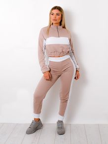 Zip Lounge Set