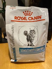 Royal Canin Veterinary Cat Dry Food 1.5 kg Sensitivity Control
