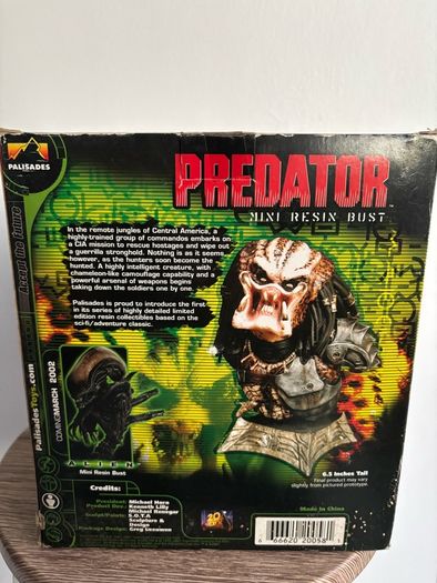 Palisades Predator and Predator 2 Mini Resin Busts