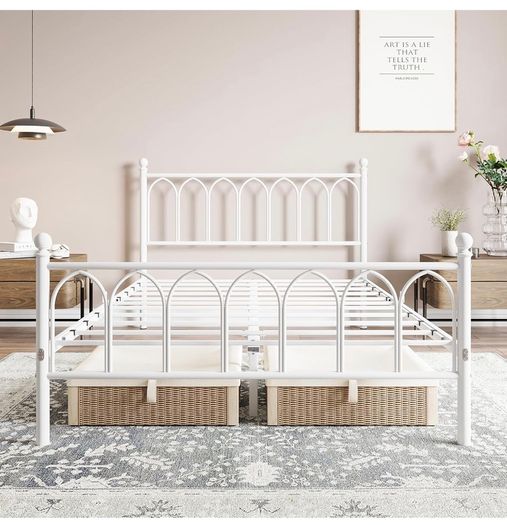 Double Metal Bed Frame 135 x 190 cm with Headboard and Footboard Heavy Duty Foundation,Metal Slat Support,White,