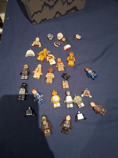 lego star wars minifigs and accesories