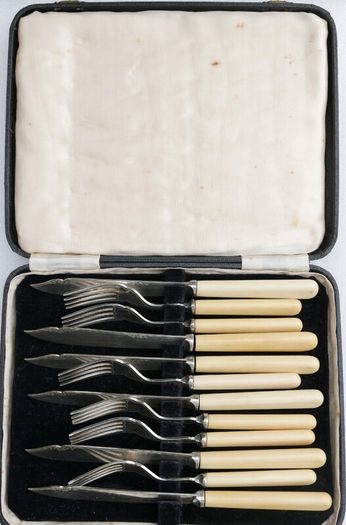 Vintage Sheffield Silver Plated Fish Flatware Serving Set in Original Box
