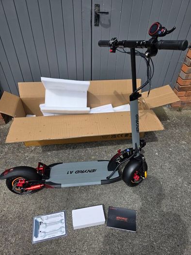electric scooter , brand new , 6 months warranty, ienyrid  A1