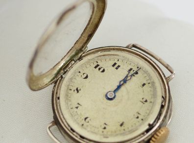 Vintage Silver Trench Wrist Watch-