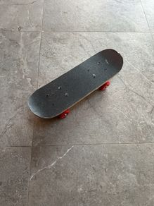 Mini skateboard