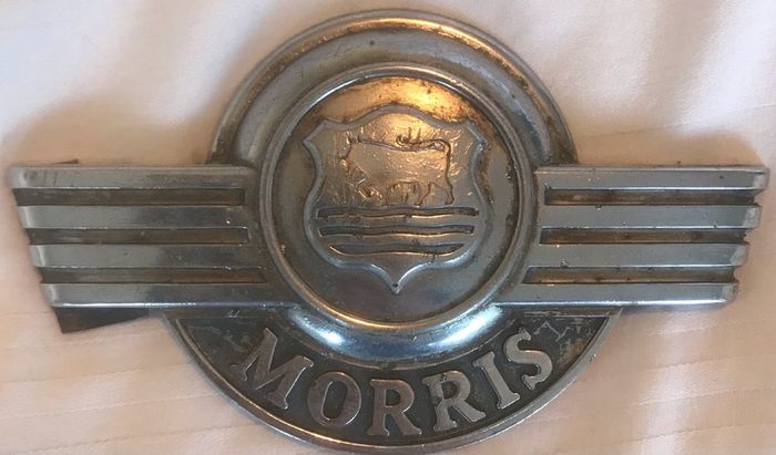 Genuine original Morris car badge from the 1960s