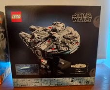 Lego millennium falcon