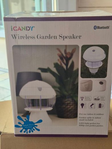 iCANDY Wireless Bluetooth Garden Speaker & Mood Light (New in Box)