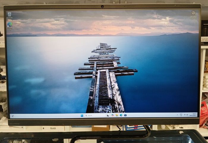 All in One Lenovo Ideacentre AIO 3 24 Computer Ryzen 7 4700U 2.00GHz 1TB SSD 8GB Ram Windows 11 Home