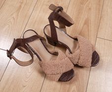 ASOS Dark Brown Croc-Effect & Beige Teddy Fleece Strap Ankle-Buckle Block Heels 4UK/37EU