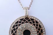 Absolute Jewellery Gold Plated Unique Pendant and Chain