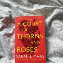 Sarah J. Maas - A Court of...