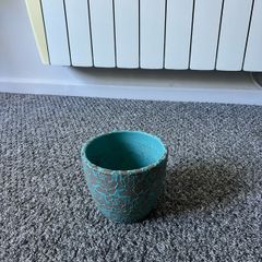 Flower pot