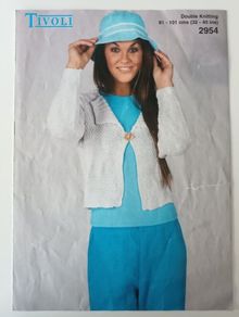 Knitting Pattern - Ladies Cropped Jacket - DK Yarn