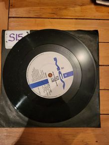 Smokie, Falling Apart, One Night in Vienna