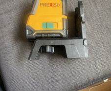 green beam self-levelling cross line laser