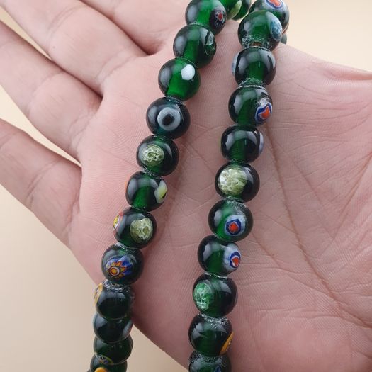 Vintage African Eyes Green Glass Beads Necklace 22 inches