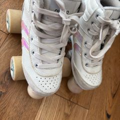 Free roller skates