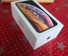 Empty box for iPhone Xs